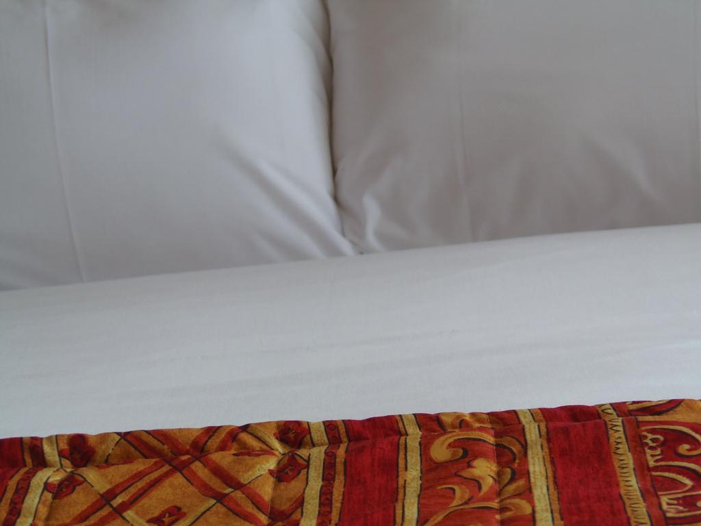 Lakeside Continental Hotel Кемберлі Екстер'єр фото